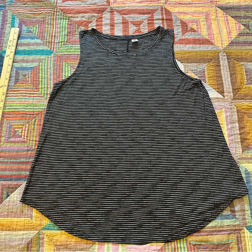 Old Navy Gray Relaxed Tank Top